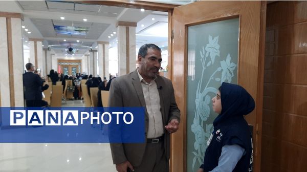 آیین تکریم از معلمان نمونه استانی و منطقه‌ای و تجلیل از بازنشستگان آموزش و پرورش استثنایی