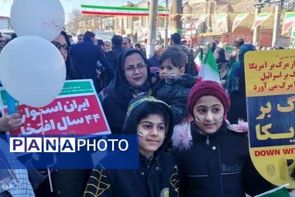 راهپیمایی باشکوه ۲۲ بهمن در کرمانشاه 