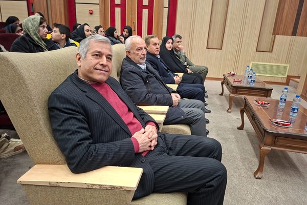 تقدیر از جوانان پژوهشگر، ستاره‌های درخشان شهریار  
