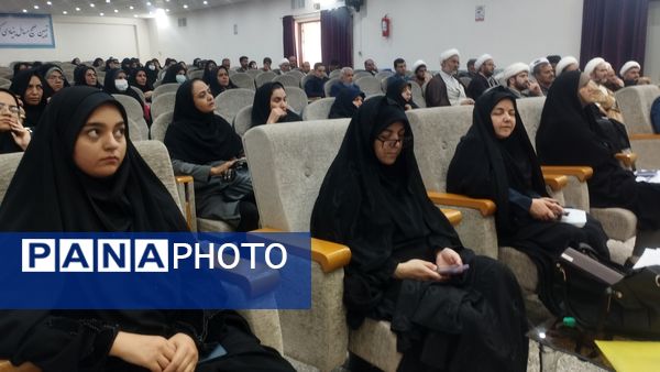 برگزاری همایش خانواده پایدار در شهرستان خلیل‌آباد