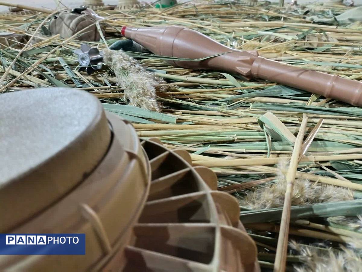 نمایشگاه شهدا بهمناسبت هفته دفاع مقدس درشهر مهستان