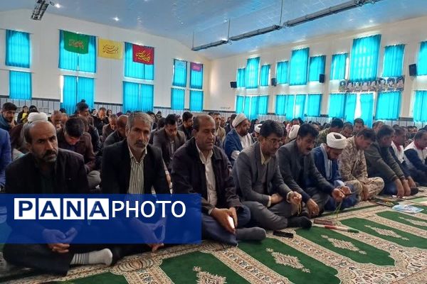 حضور پرشور دانش‌آموزان و فرهنگیان بخش دیشموک در گرامیداشت یوم‌الله 9 دی