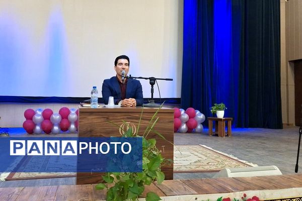 همایش دانش‌آموزی تربیت دینی و قرآنی در شیراز 