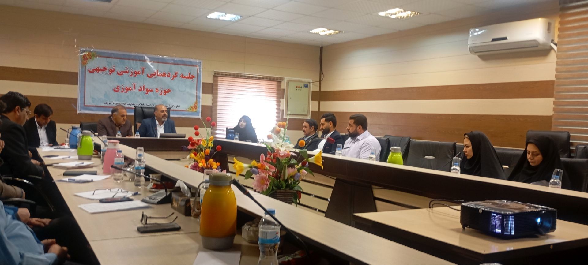 فرد باسواد باید دارای سواد اجتماعی و توانایی  مشارکت موثر را در جامعه داشته باشد
