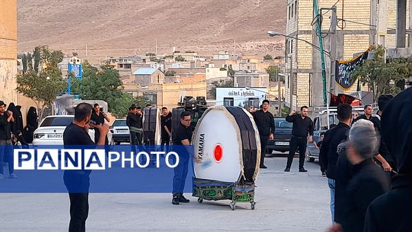 عزاداری باشکوه مردم شهر بن 