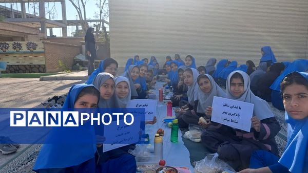 تخم مرغ، قهرمان کوچک سفره‌ها: جشنواره‌ای پرنشاط در دبستان دخترانه ام البنین