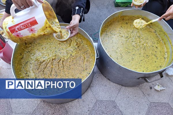 مراسم عزاداری حضرت زهرا (س) در دبیرستان دخترانه هیأت امنایی پویش ناحیه ۳شیراز 