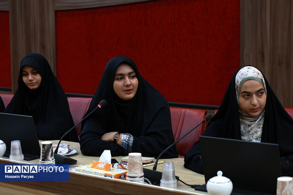 نشست صمیمی خبرنگاران پانا شهرستان‌های استان تهران با مدیرعامل خبرگزاری پانا