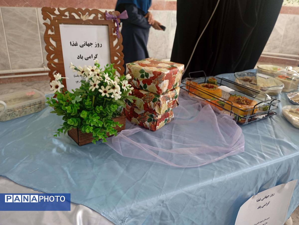 جشنواره غذا دبیرستان شهید تاجی(فضلیت)