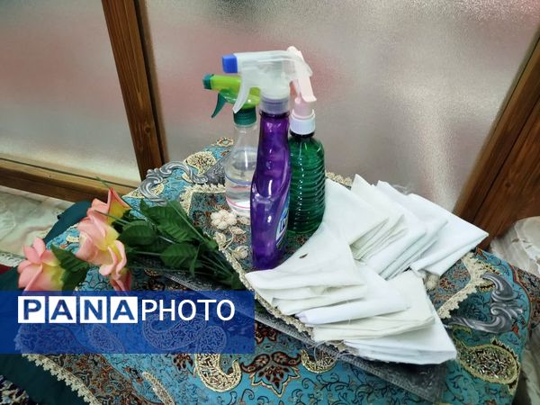 آیین غبارروبی ضریح مطهر امامزاده حمزه بن موسی کاظم (ع)