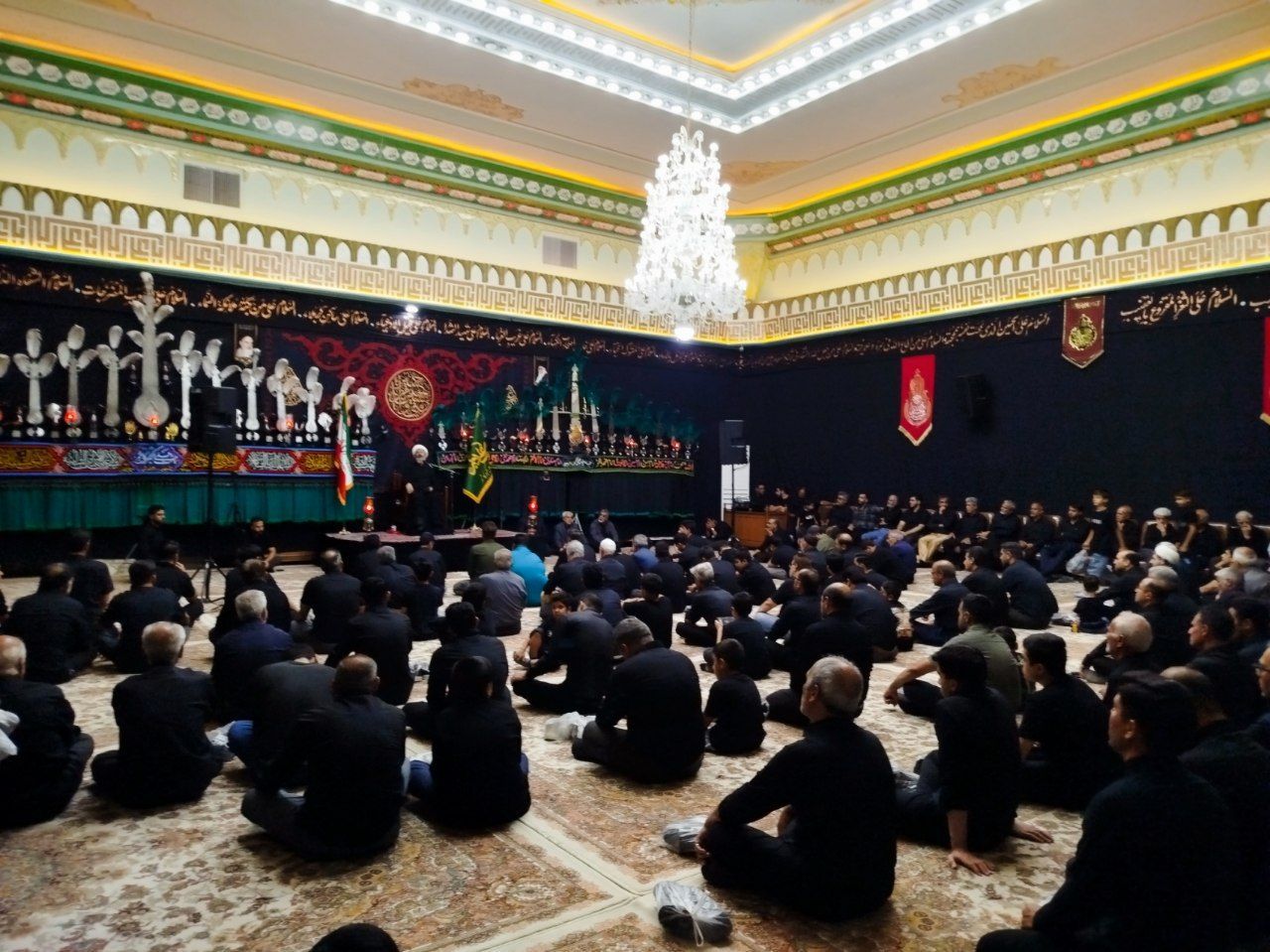 محرم؛ فصل عاشقی با اباعبدالله (ع)