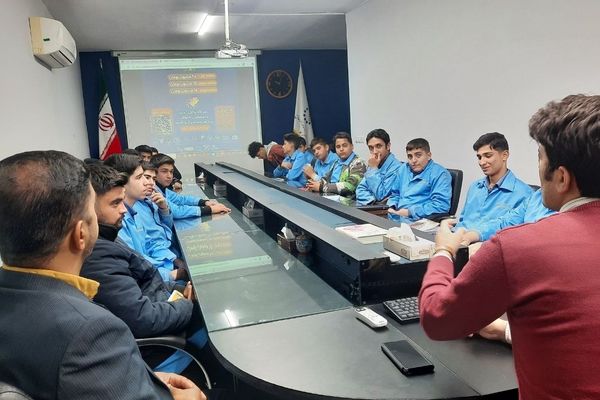 جلسات توجیهی رویداد ایده‌های نو در مدارس گناباد 