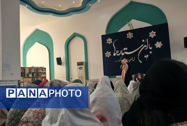 جلسه پرسش و پاسخ معنوی در اعتکاف