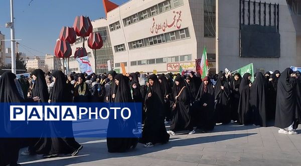 خروش پرشور مردم مشهد در روز ملی مبارزه با استکبار جهانی