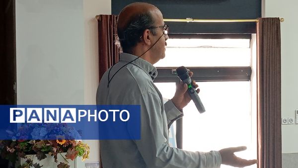 دوره توانمندسازی زیست‌محیطی برای مراقبان سلامت مدارس ابتدایی در چهارمحال و بختیاری