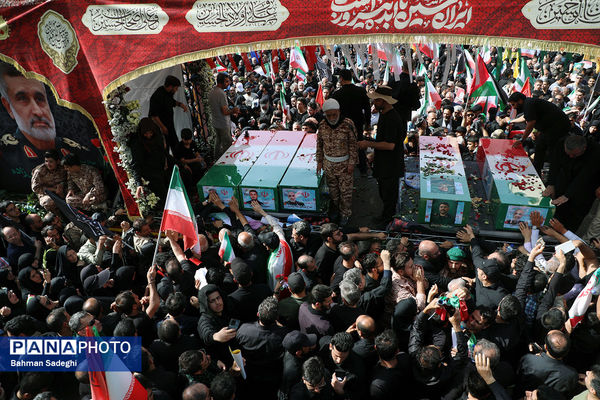 تشییع شهدای اقتدار در تهران - 2