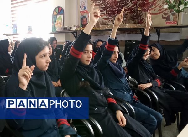 سوگواره امام موسی کاظم (ع) در آموزشگاه فرزانگان ملارد 