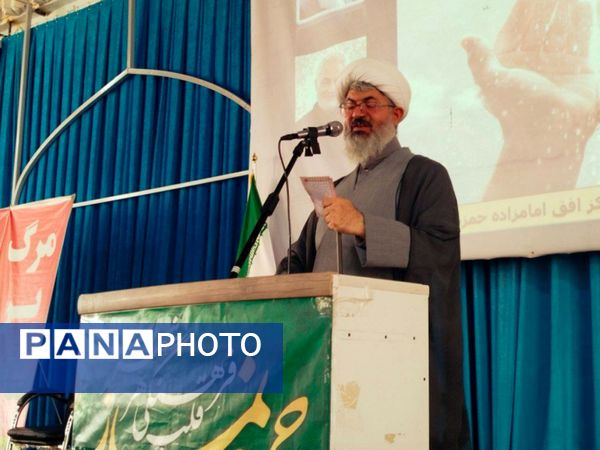 نماز عبادی سیاسی جمعه در شهرستان کاشمر 