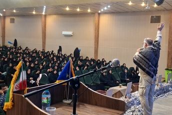 اجتماع دانش‌آموزی همسنگری در شیراز