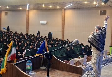 اجتماع دانشآموزی همسنگری در شیراز