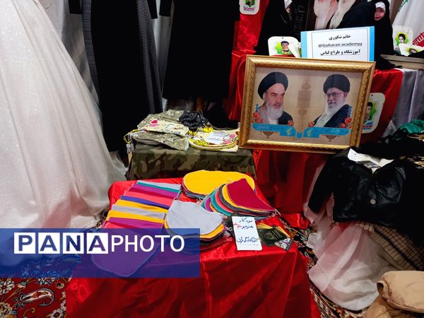 نمایشگاه مد و لباس اسلامی ایرانی یاس واره در خلیل آباد