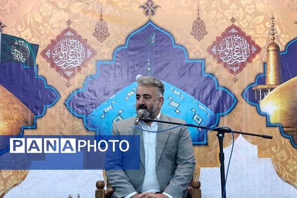 جشن نور در بارگاه عشق؛ حرم مطهر پیشوا در شب میلاد امام رضا (ع) غرق در شور و شعف