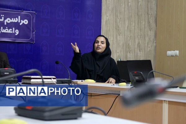مراسم تجلیل از دانش‌آموز خبرنگاران پانا و اهدای احکام مجلس دانش‌آموزی 