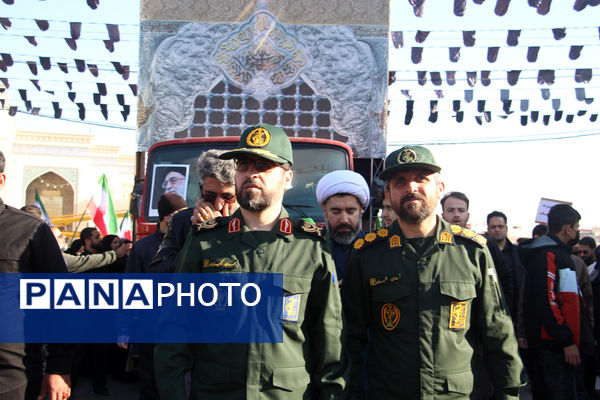 آیین تشییع لاله‌های فاطمی در قم