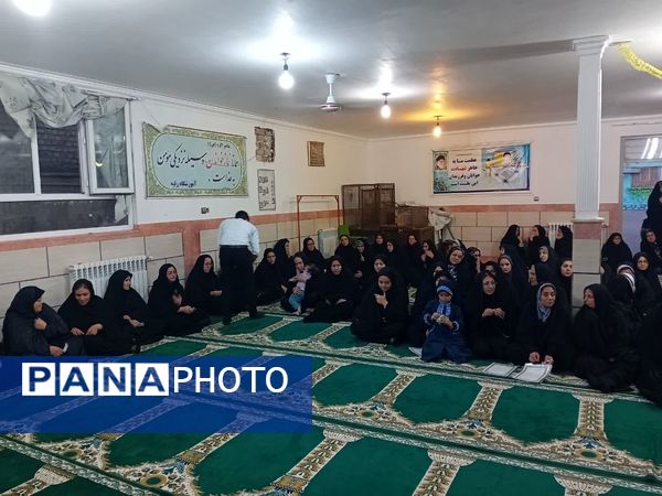 اولین جلسه انجمن اولیا و مربیان دبستان شهید عباسپور روستای عارف آباد کاشمر