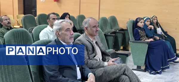 برگزاری دومین دوره مسابقات شعرخوانی دانشآموزی در بافق