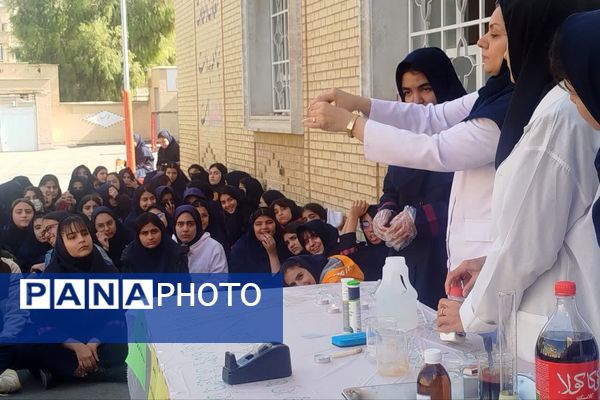 دانش‌آموزان با دستان خود، اسرار علم را گشودند