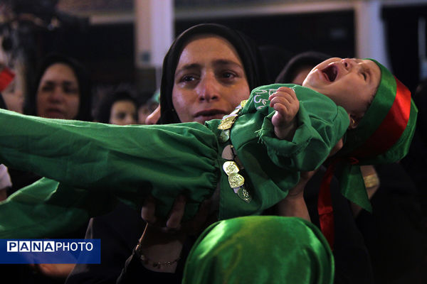 اجتماع بزرگ شیرخوارگان حسینی در تهران 