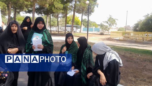 پیاده‌روی جاماندگان اربعین با حضور پرشور مردم حسینی نیشابور
