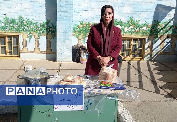 ویژه برنامه ولادت حضرت زینب(س) و روز پرستار در آموزشگاه کاشانی پور ملارد 