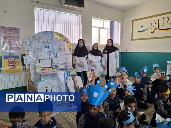 جشن آموزشی «دندان شش» در دبستان حضرت قاسم‌ابن‌الحسن(ع)