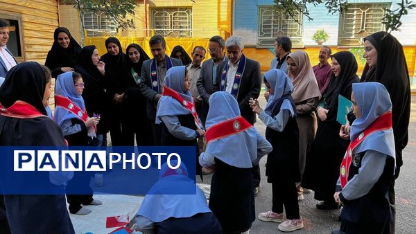  ارزیابی تشکل پیشتازان ناحیه۶ در دبستان فرهنگیان ۲