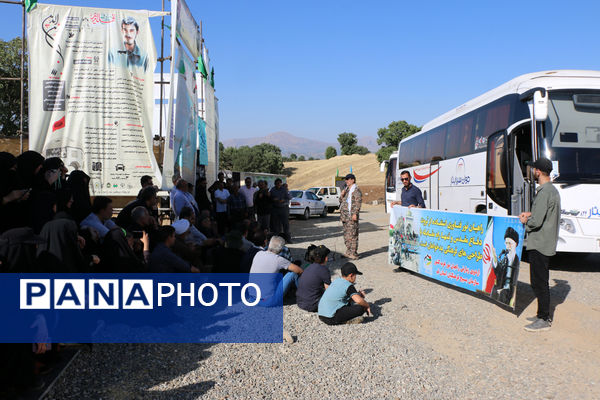 بازدید معلمان از یادمان محل شهادت سردار شهید «مهدی زین الدین»