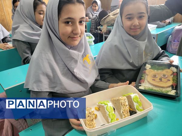 صبحانه سالم به‌مناسبت روز غذای سالم در دبستان مصلی نژاد حضرت زینب(س)