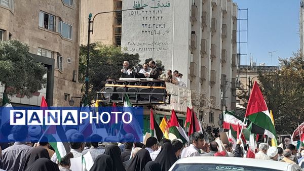 جمع خشم نصر در دومین سالگرد طوفان الاقصی؛ مردم پرشور به خیابان‌ها آمدند