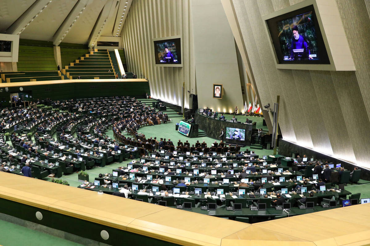 نشست علنی مجلس شورای اسلامی آغاز شد