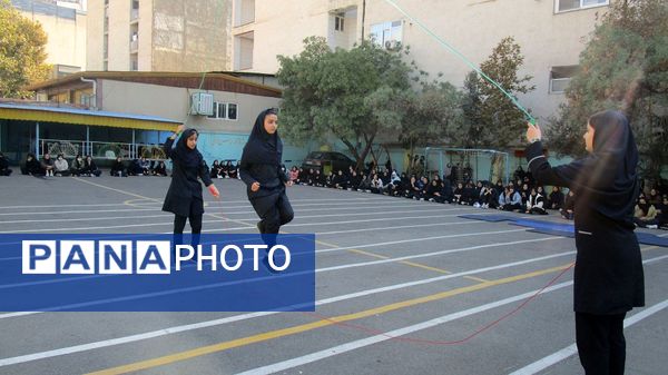برگزاری المپیاد درون مدرسه‌ای‌شاهد شهید کلانتری ناحیه یک کرج