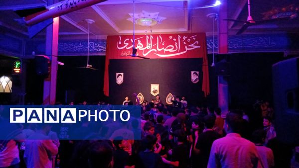 شبی معنوی برای دانش آموزان معتکف 