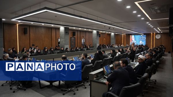 نشست نخبگانی دانشجویان با وزیرعلوم در مشهد
