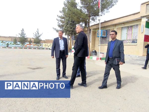بازدید معاون پرورشی و کارشناس فرهنگی اداره آموزش پرورش  کاشمر از دبستان شهید پسندیده فدافن