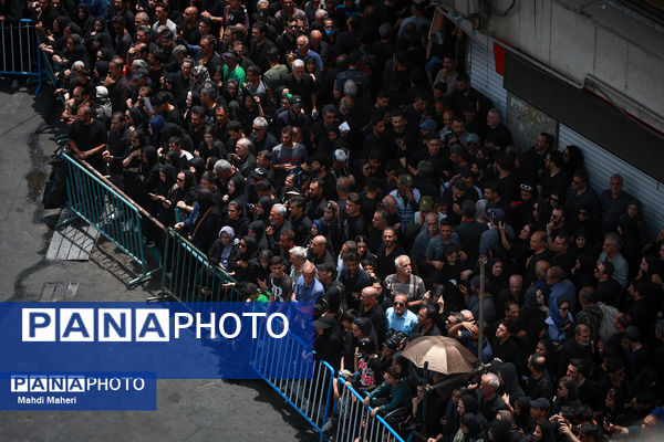 خیمه‌سوزان ظهر عاشورا در چهارراه گلوبندک تهران