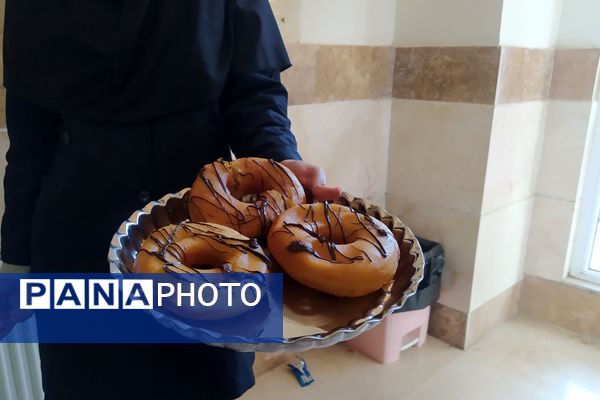 جشن ایران‌مون در دبیرستان شهیدان اسماعیلی منش رباط‌کریم