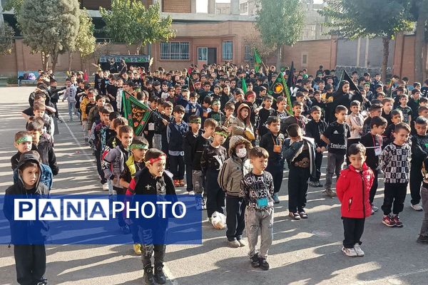 طنین نوای عشق و عزا؛ مراسم عزاداری دهه دوم فاطمیه در مدارس بهارستان‌دو
