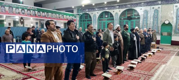 چلچراغ آیه‌ها و جشن ولادت حضرت فاطمه‌زهرا(س) در گالیکش