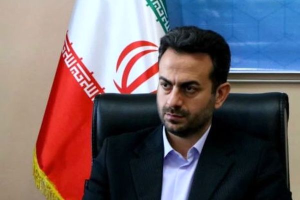 از ظرفیت شبکه های بهداشت و دهیاری ها برای شناسایی بی سوادان استفاده شود