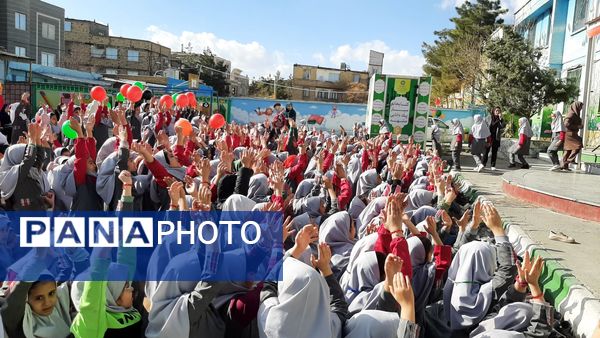 اجرای برنامه فرهنگی و عروسکی پیک دانایی در دبستان نیایش